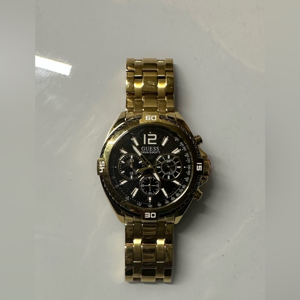 Guess Gents Surge Chronograph Bracelet Watch W1258G2. - Picture 6 of 6